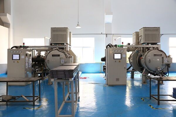 粉末冶金燒結設備 粉末(mò)冶金燒結設備